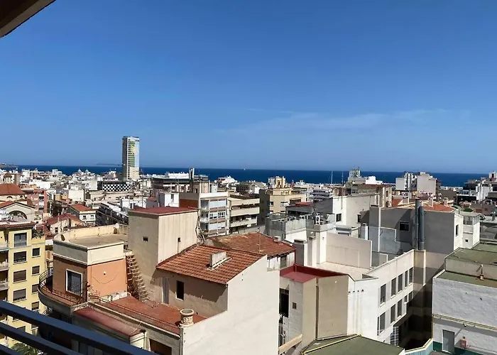 & Sea View Apartman